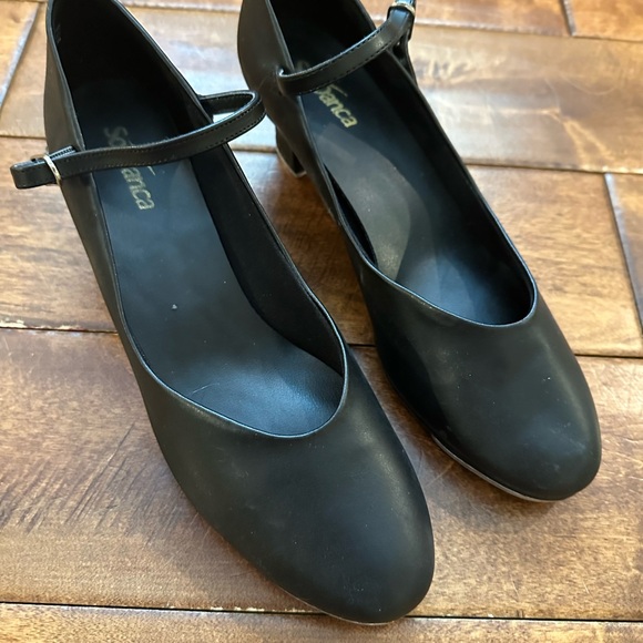 So Danca Tara TA55 shoes black 1.5” heels‎ - Picture 3 of 6